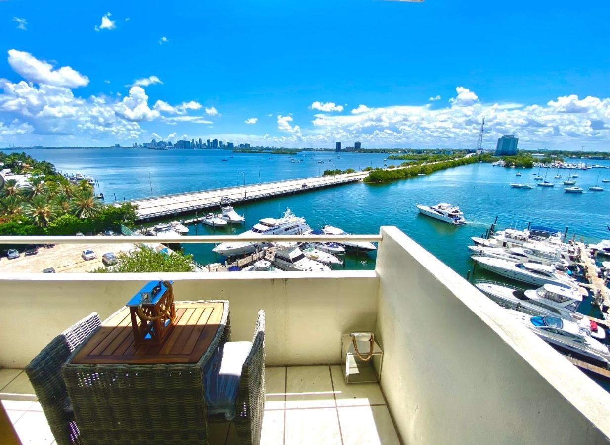 Premium Modern Waterfront Apartment With Miami Skyline View On The Bay 5 Mins Drive To Miami Beach With Free Parking Extérieur photo