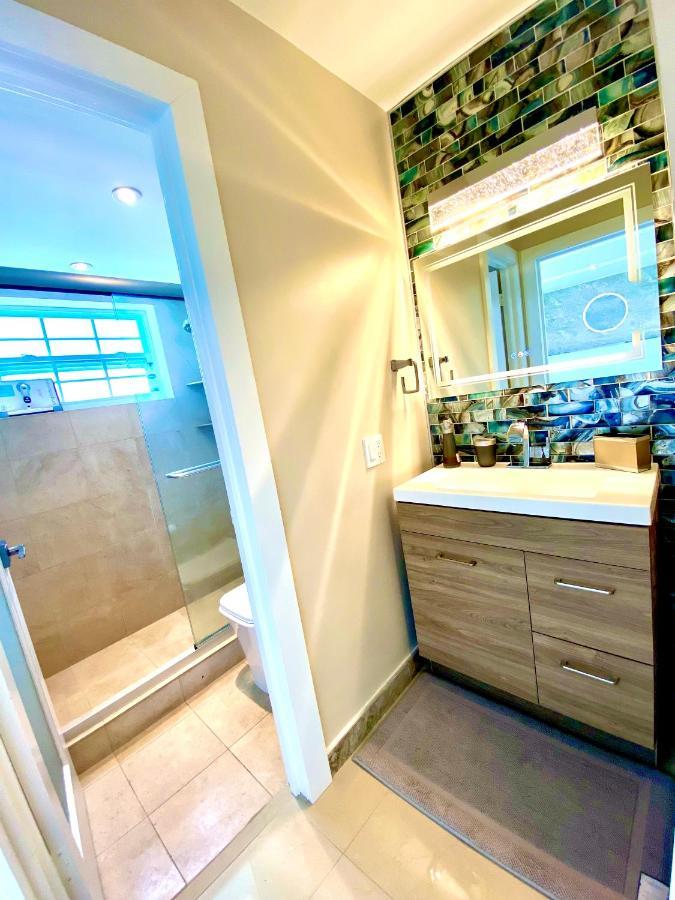 Premium Modern Waterfront Apartment With Miami Skyline View On The Bay 5 Mins Drive To Miami Beach With Free Parking Extérieur photo